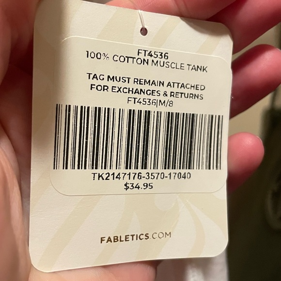 100% Cotton NWT Muscle Tank - Picture 3 of 3